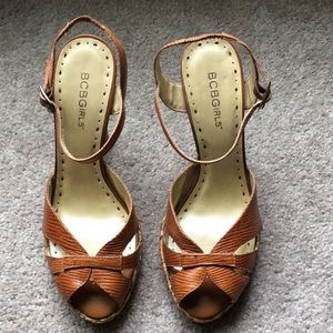 BCBGirls, open toe sandals, 6.5